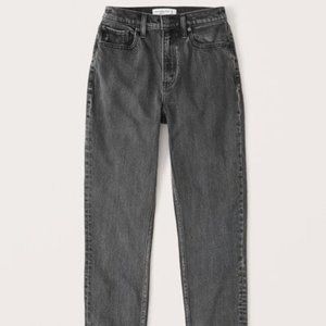 NWOT Abercrombie & Fitch High Rise Mom Jean 24s